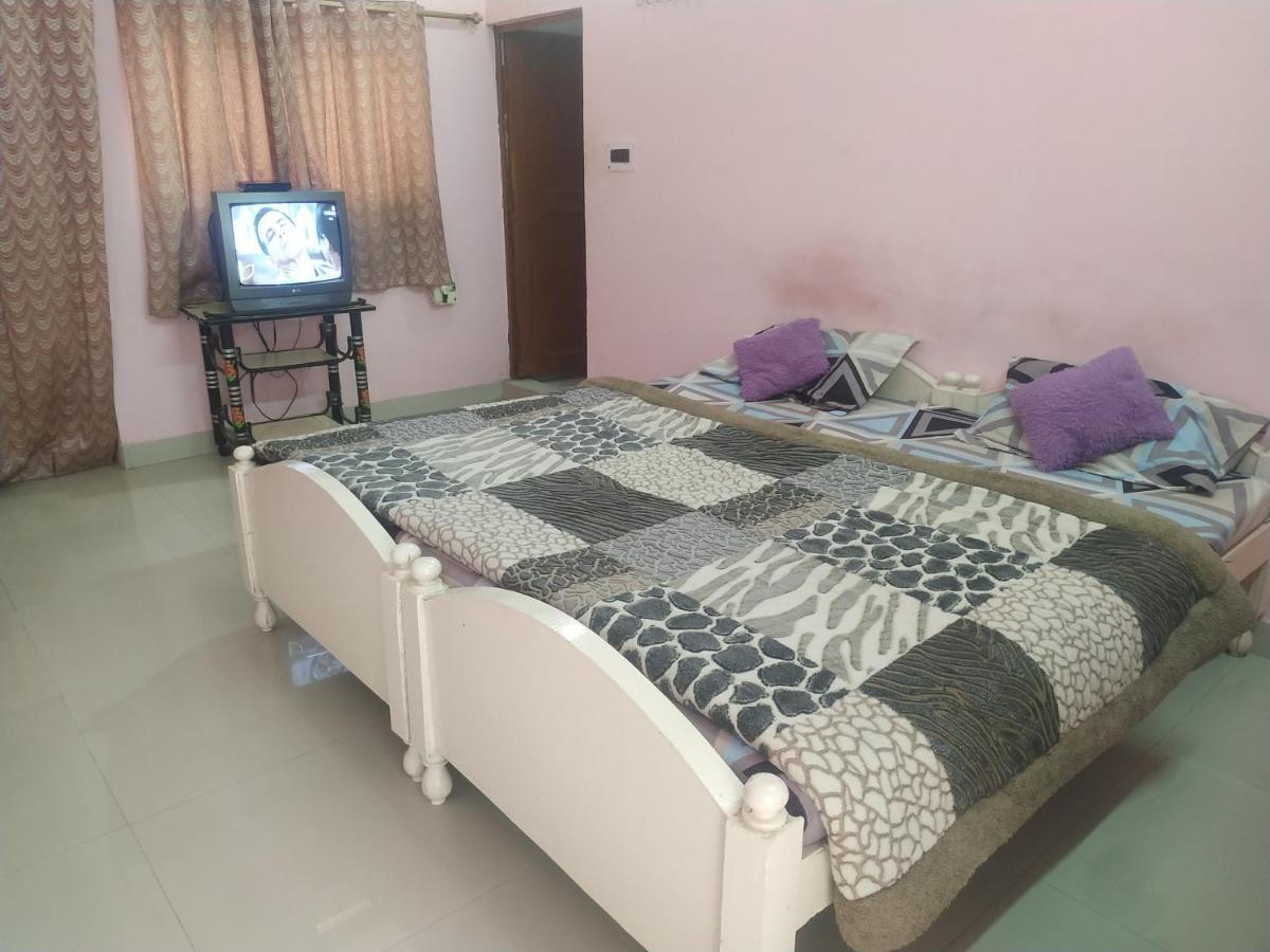 Hotel Shri Mahant Orchha 5 Mint Walking From Ram Raja Temple المظهر الخارجي الصورة