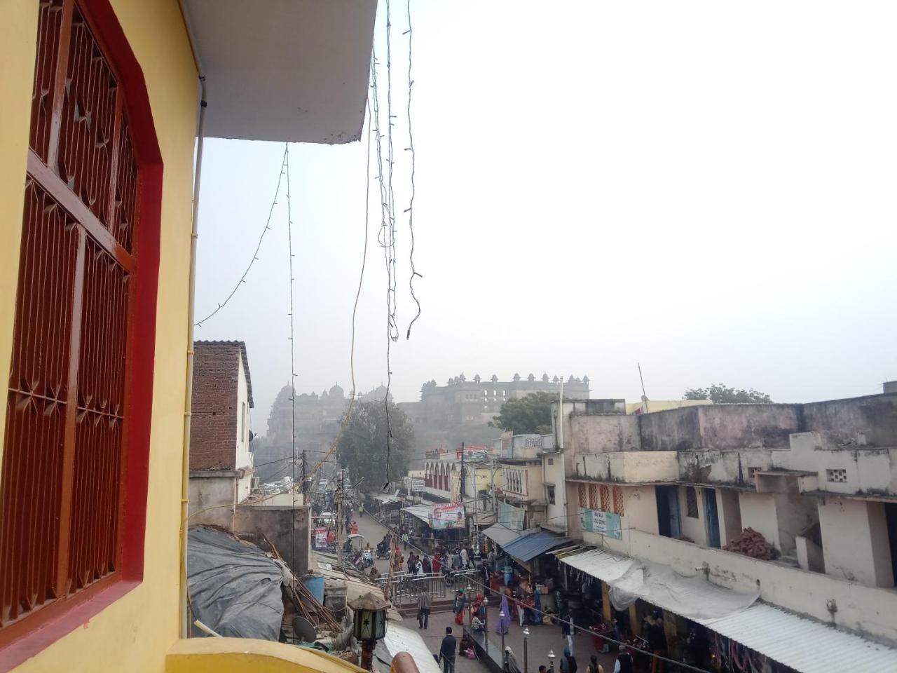 Hotel Shri Mahant Orchha 5 Mint Walking From Ram Raja Temple المظهر الخارجي الصورة